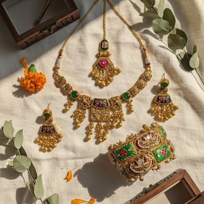 Trang sức ở Ấn Độ rất đa dạng, đẹp, chế tác đặc biệt