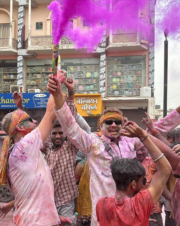  Lễ hội màu sắc Holi vô vùng đặc biệt trong văn hóa Ấn Độ