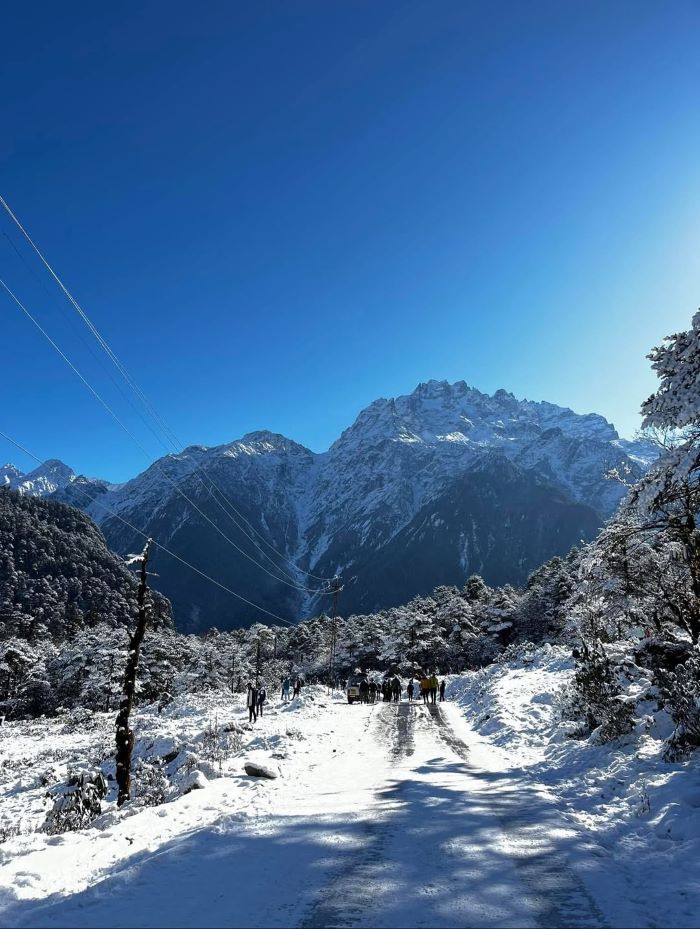 Khám phá hồ Tsomgo vào mùa lạnh cũng rất thú vị