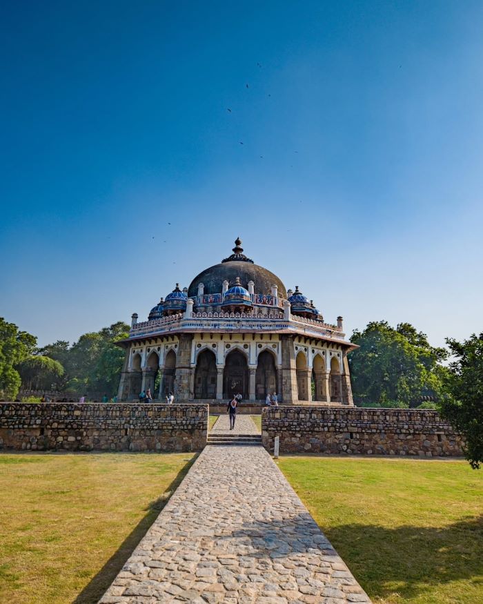 Thời tiết nắng, dễ chịu cho trải nghiệm hoạt động du lịch ở Delhi thú vị