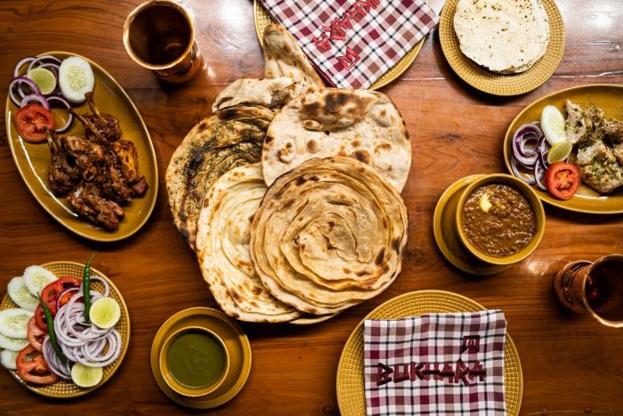 Thưởng thức các món nướng nổi tiếng ở nhà hàng Bukhara