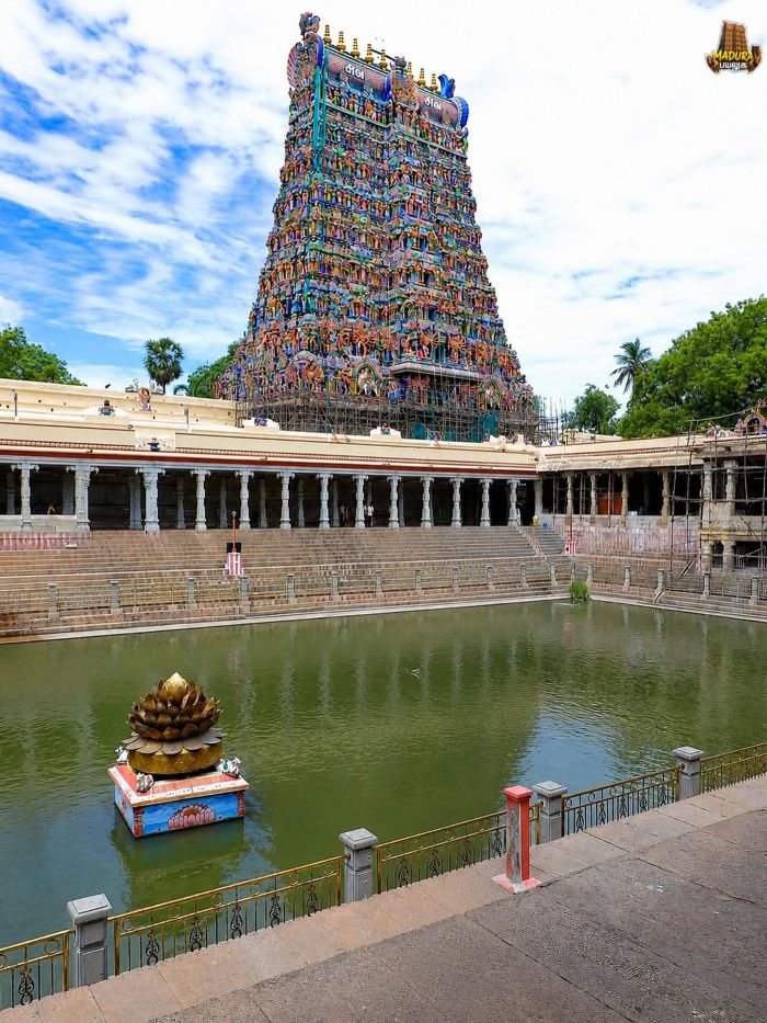 Tham quan đền Ấn Độ không thể bỏ qua Meenakshi