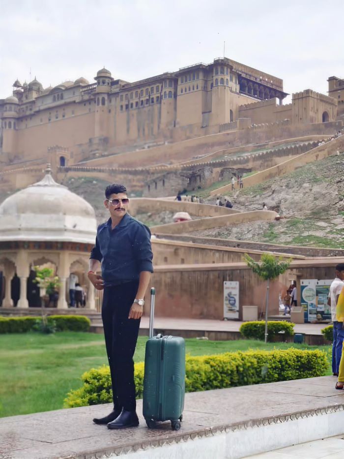 Chuẩn bị trang phục lịch sự, thoải mái khi đi du lịch Jaipur Ấn Độ