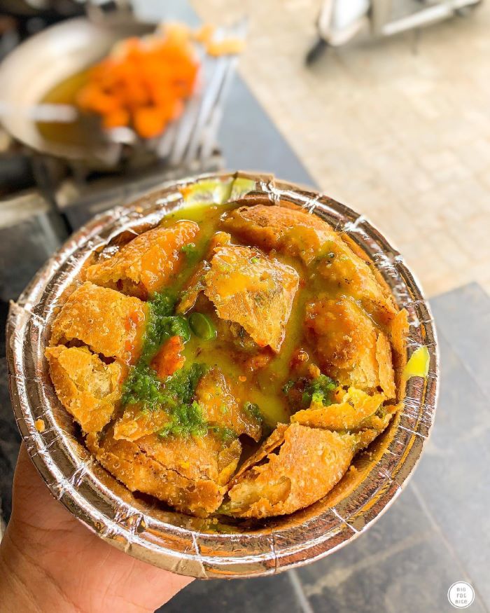 Khám phá ẩm thực Udaipur Ấn Độ và thưởng thức Pyaaz Kachori