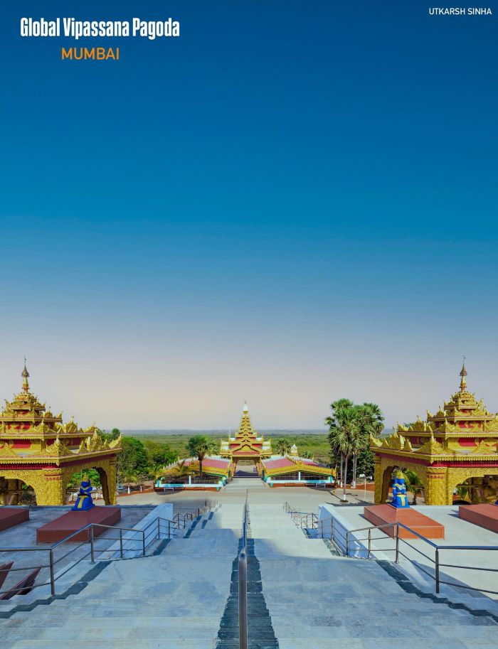 Khung cảnh nhìn từ chùa Vipassana về phía xa