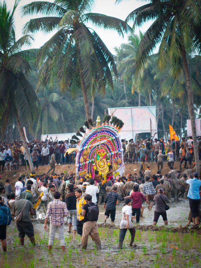 Nhiều hoạt động thú vị diễn ra trong lễ hội khi du lịch Andhra Pradesh