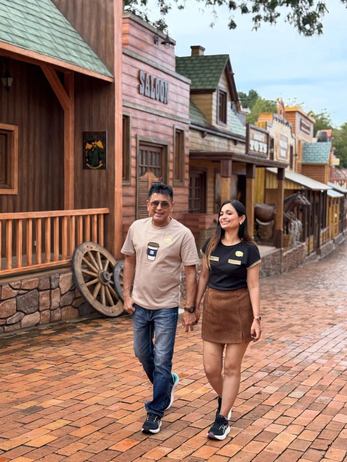 Cùng người thân có chuyến khám phá ở phim trường